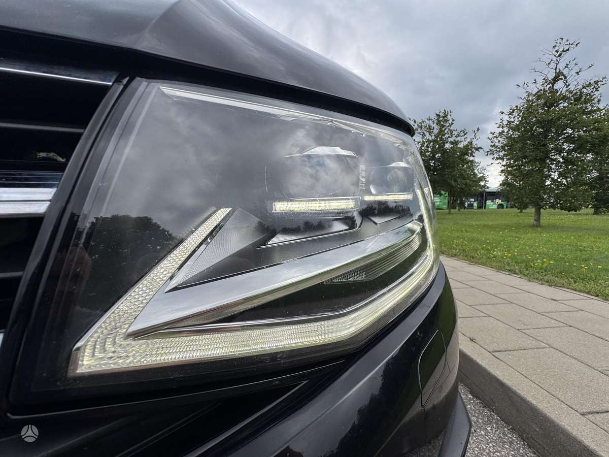 Volkswagen Multivan, 2.0 l., Минивэн