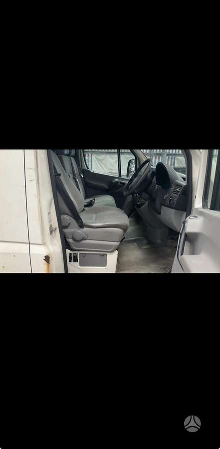 Volkswagen Crafter, cargo vans