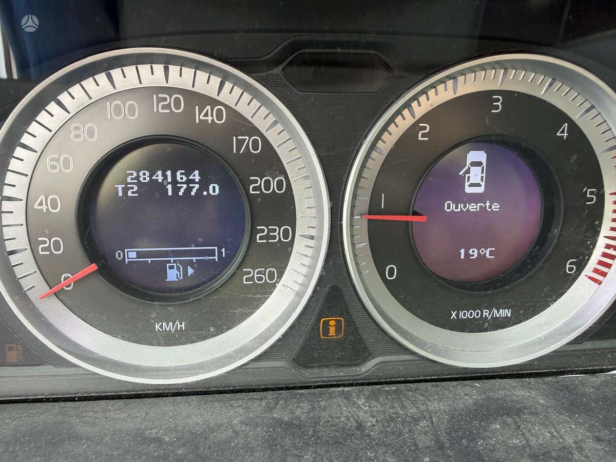 Volvo S60, 2.0 l., Седан