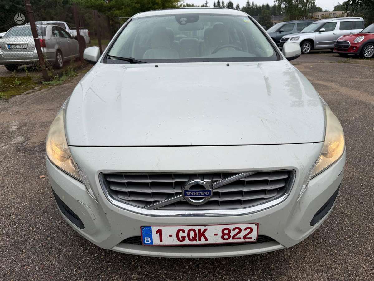 Volvo S60, 2.0 l., Седан