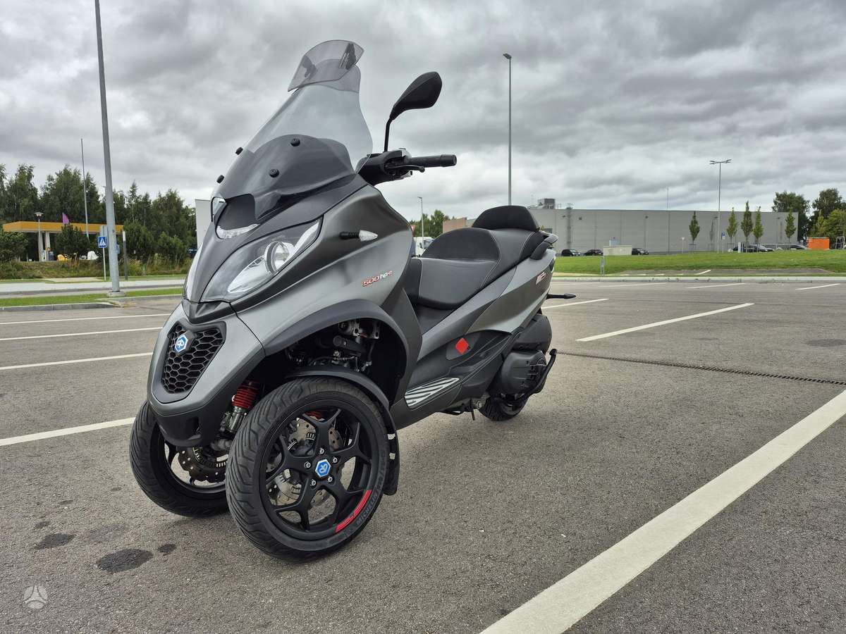 Piaggio MP3 493cc, trikes