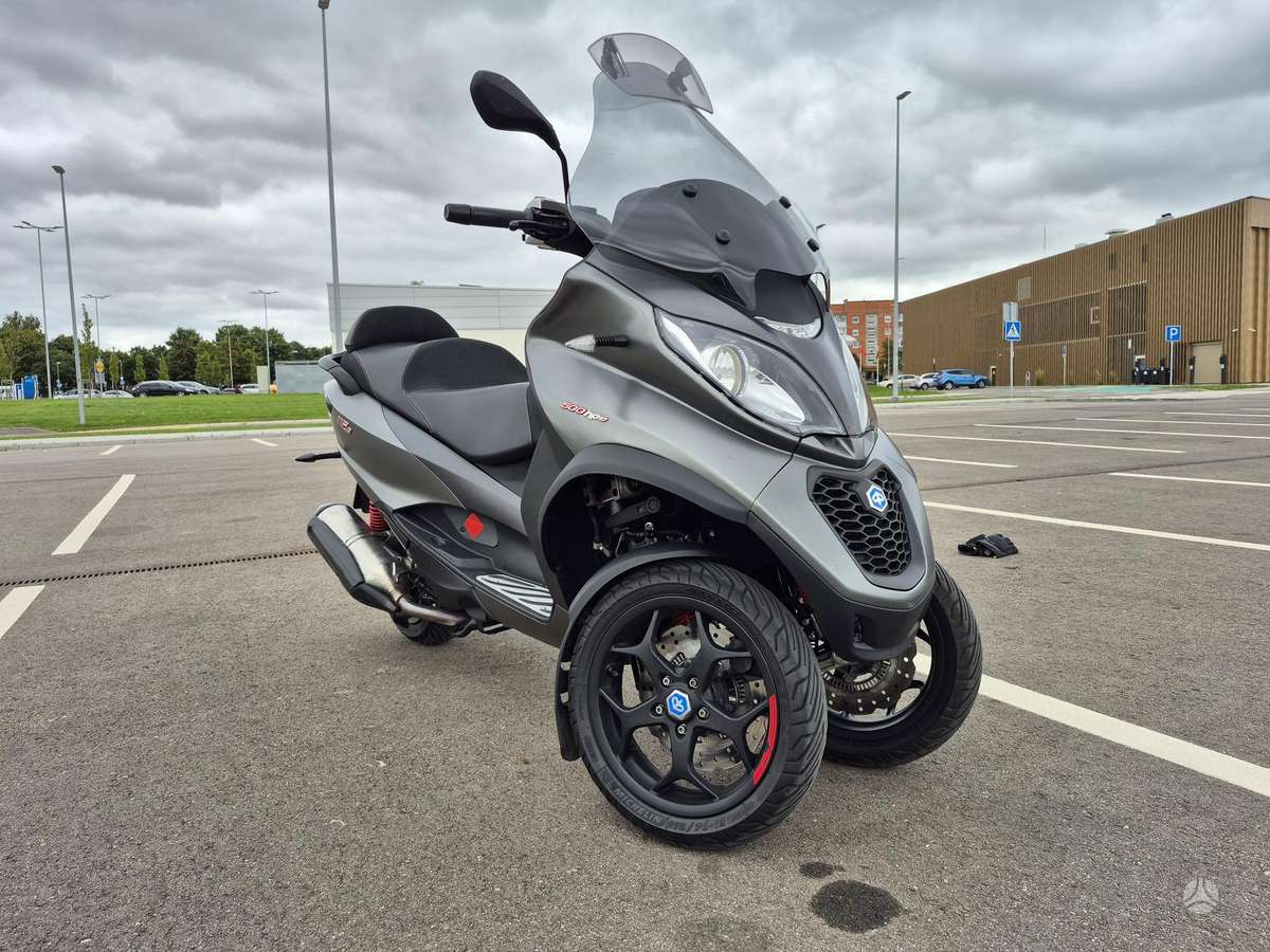 Piaggio MP3 493cc, трициклы