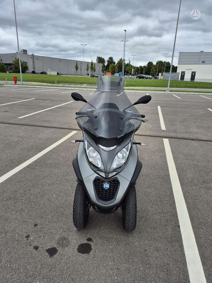 Piaggio MP3 493cc, triračiai