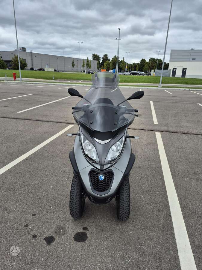 Piaggio MP3 493cc, трициклы