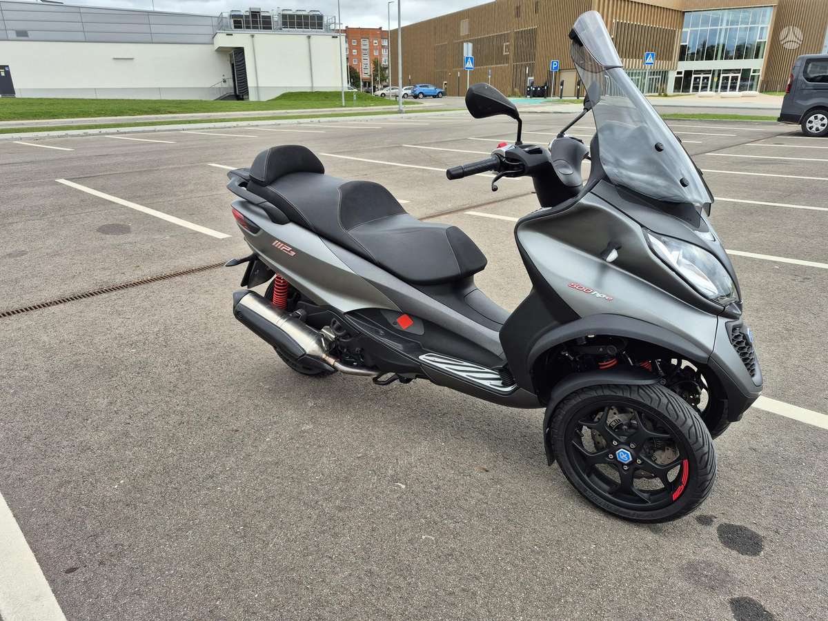 Piaggio MP3 493cc, трициклы