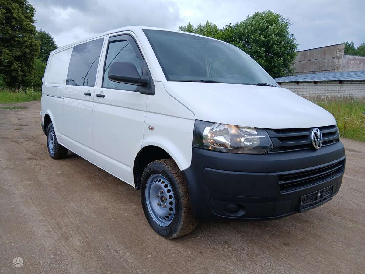 Volkswagen Transporter - 1