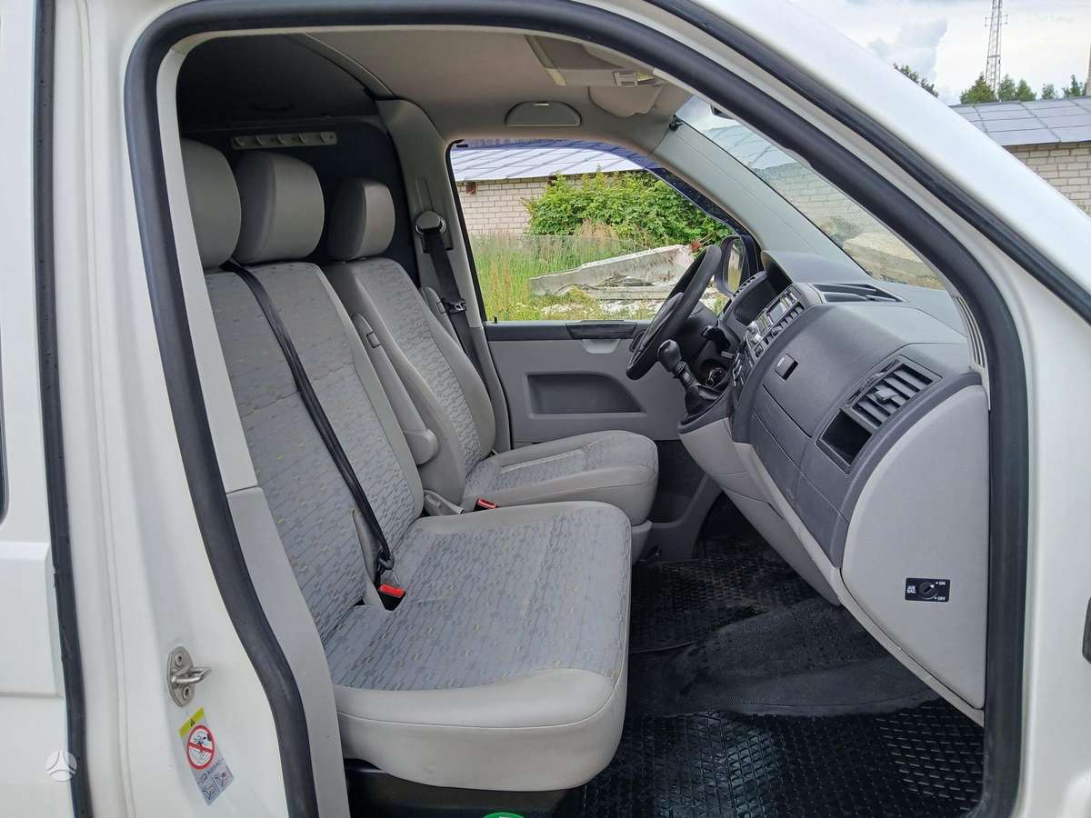 Volkswagen Transporter - 10