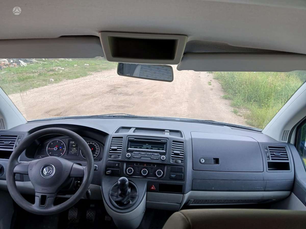 Volkswagen Transporter - 12