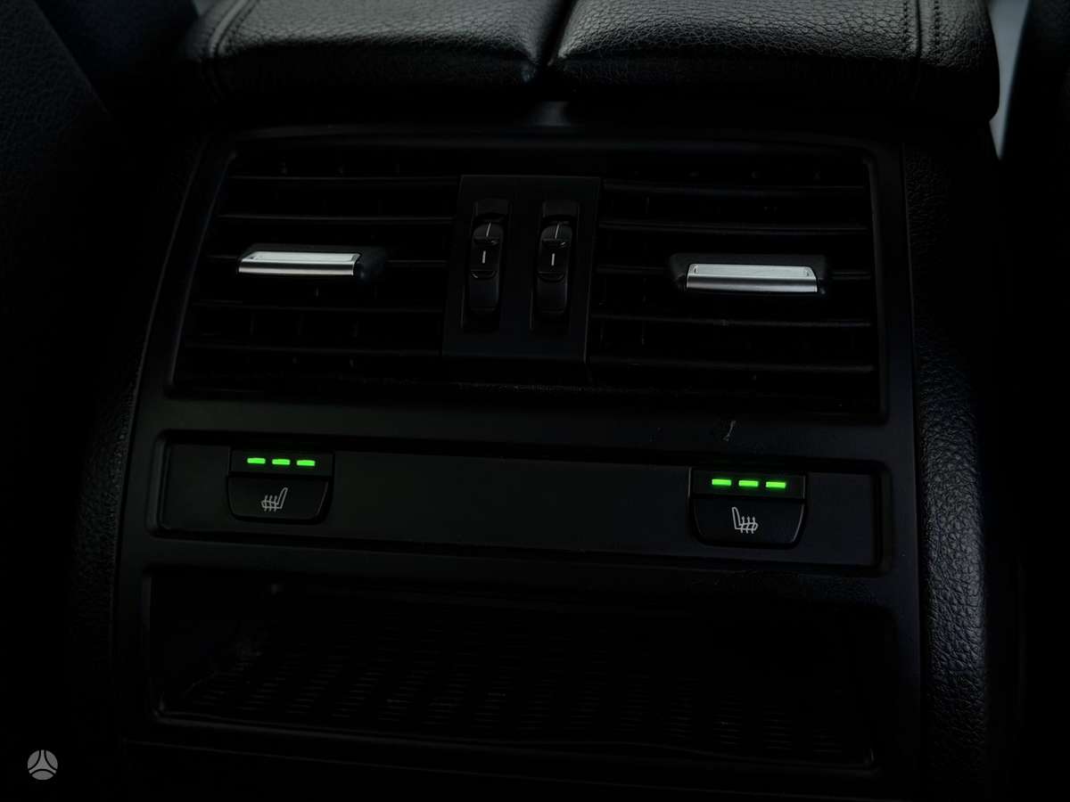 BMW 528, 2.0 l., Седан
