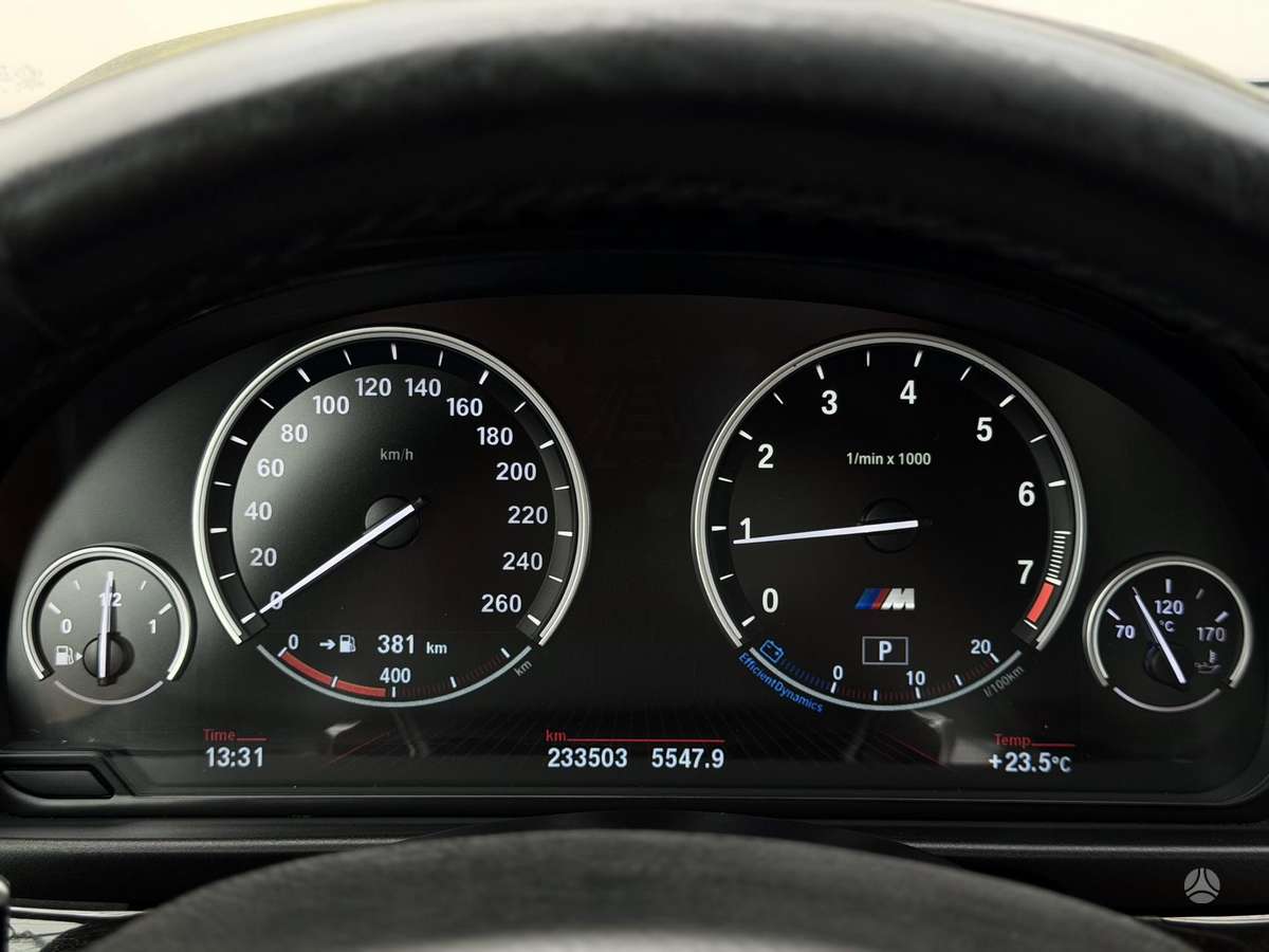BMW 528, 2.0 l., Седан