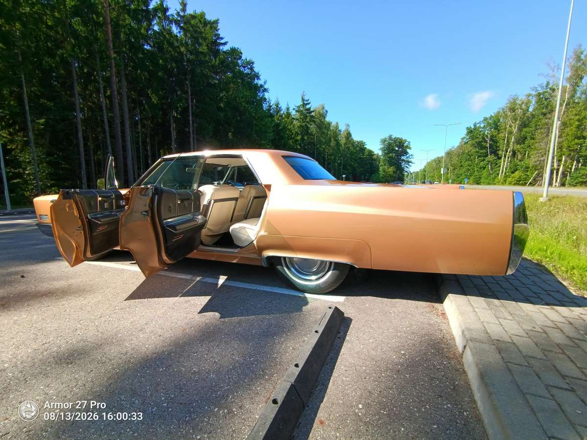 Cadillac DeVille, 7.0 l., Седан