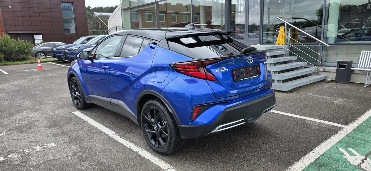 Toyota C-HR - 5