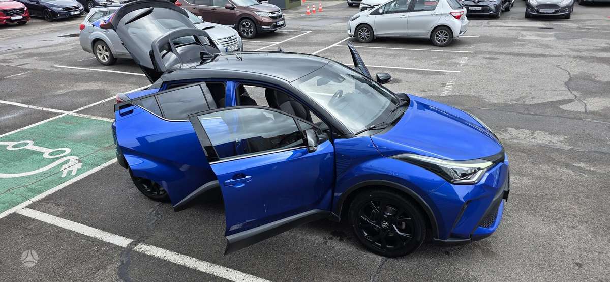 Toyota C-HR - 7