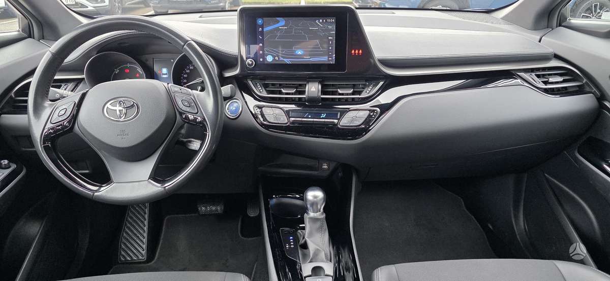 Toyota C-HR - 8