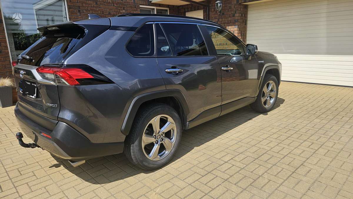 Toyota RAV4 - 5