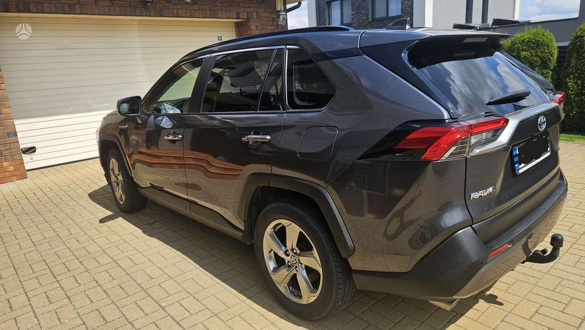 Toyota RAV4 - 7
