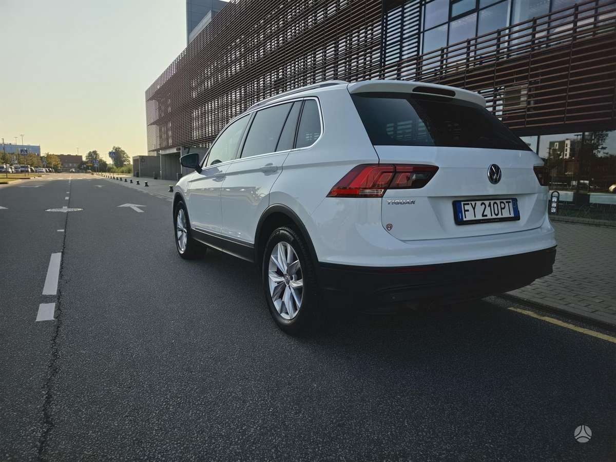Volkswagen Tiguan - 6