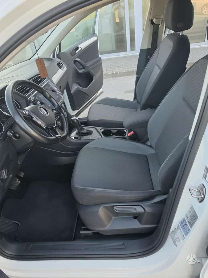 Volkswagen Tiguan - 7