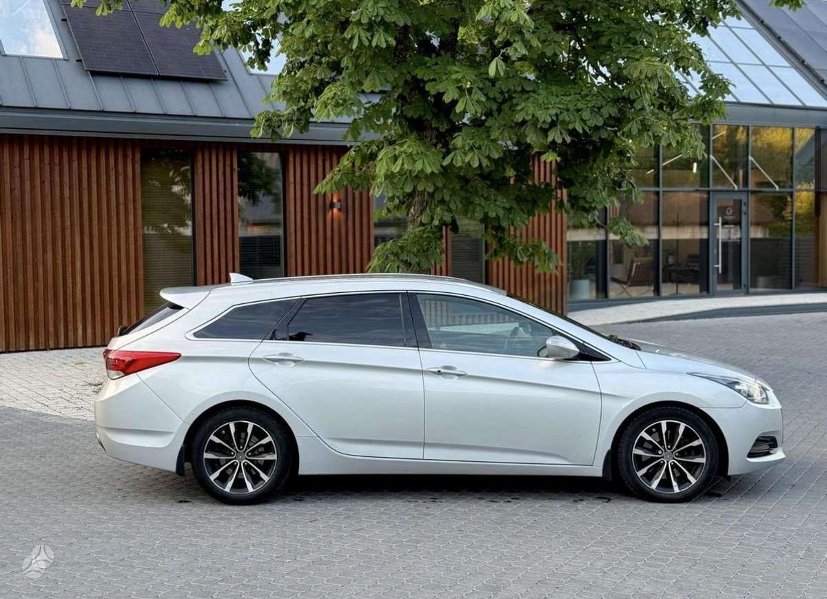 Hyundai i40, 1.7 l., Универсал