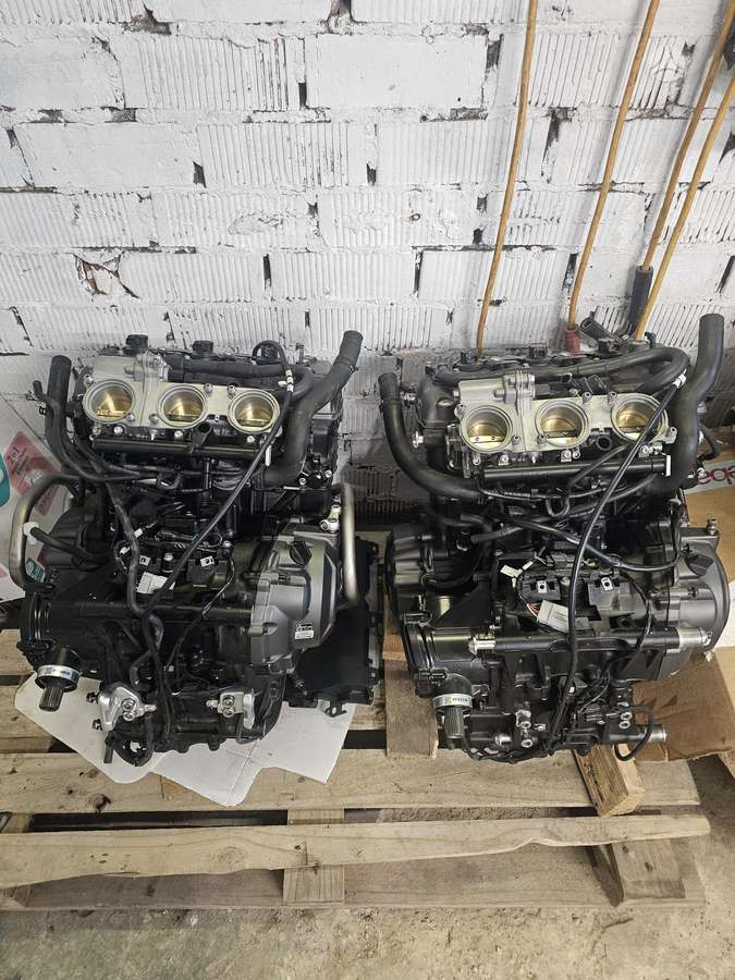 Triumph Tiger, touring / sport touring