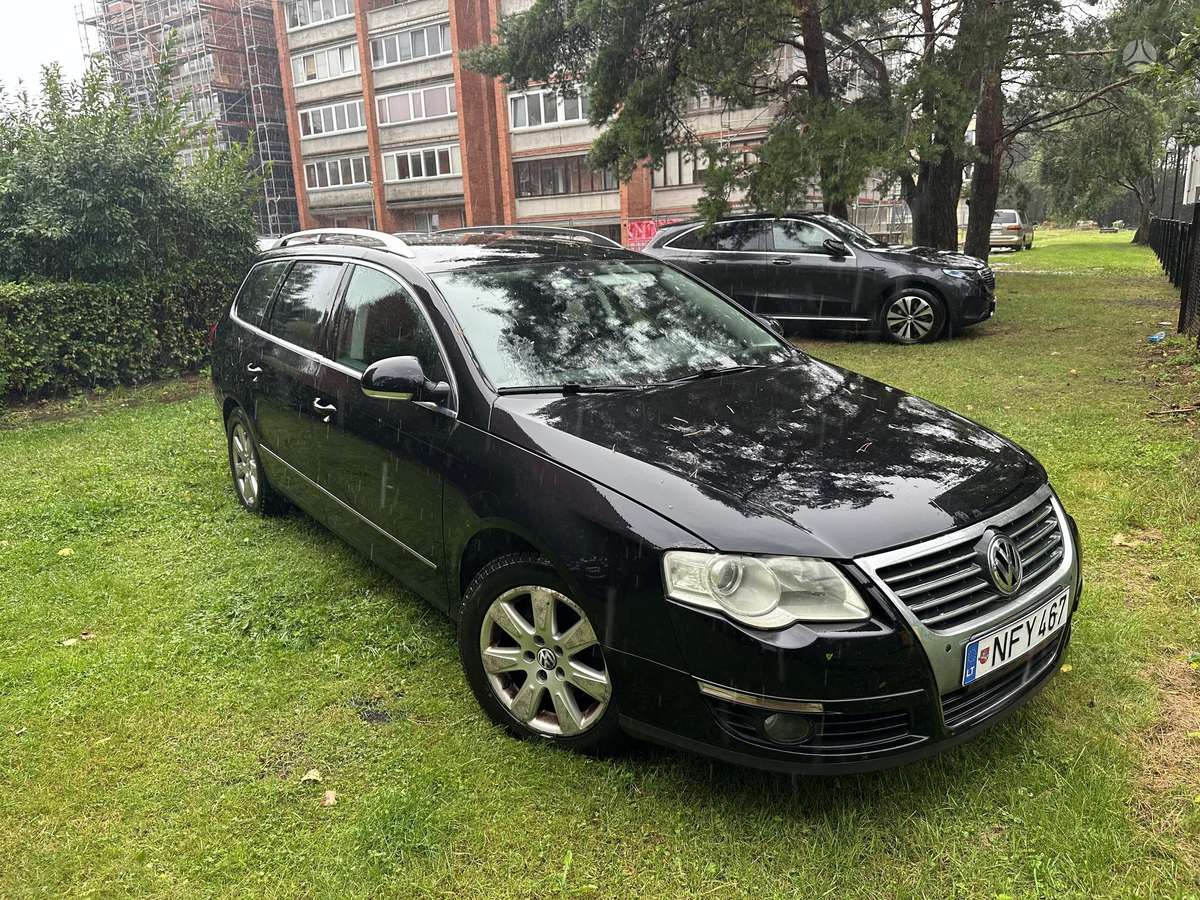 Volkswagen Passat - 4