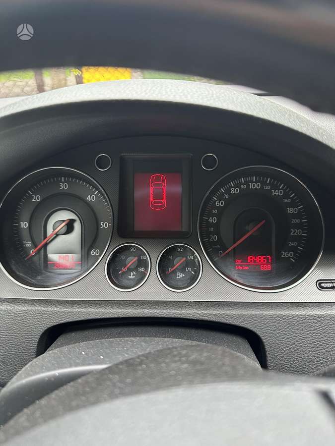 Volkswagen Passat - 6