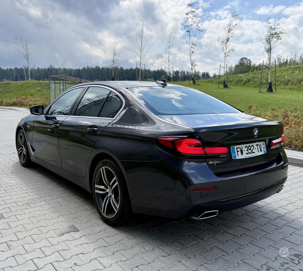 BMW 520, 2.0 l., Седан