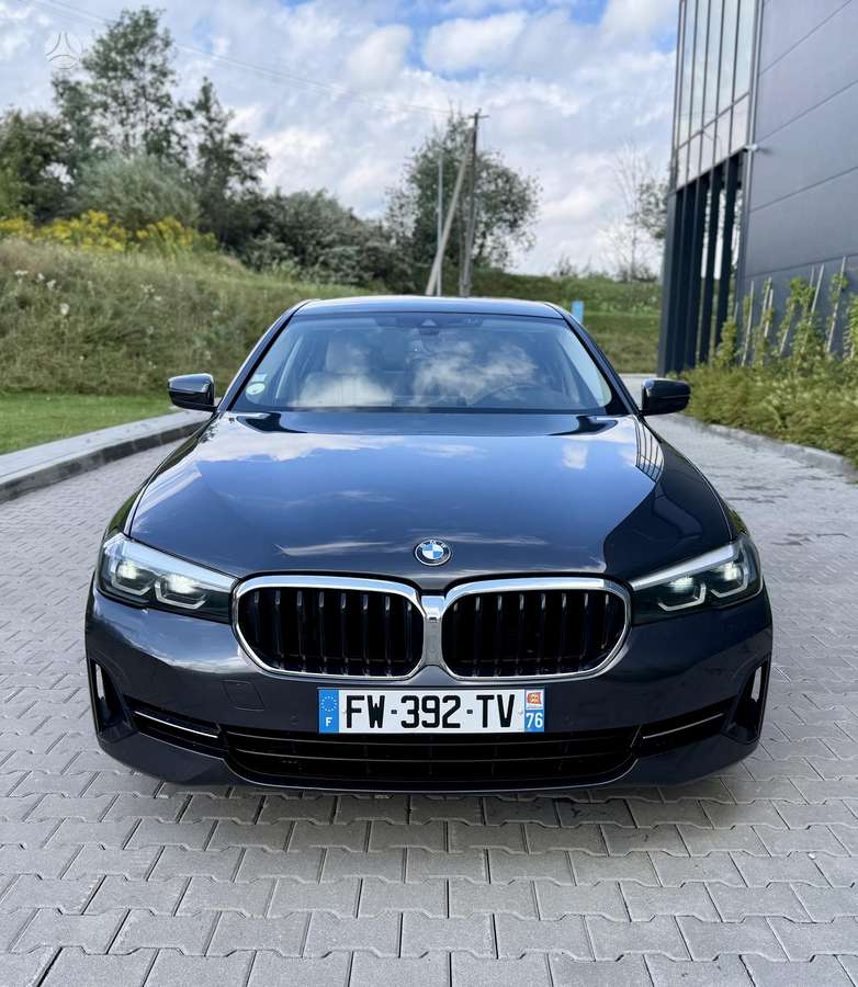 BMW 520, 2.0 l., Седан