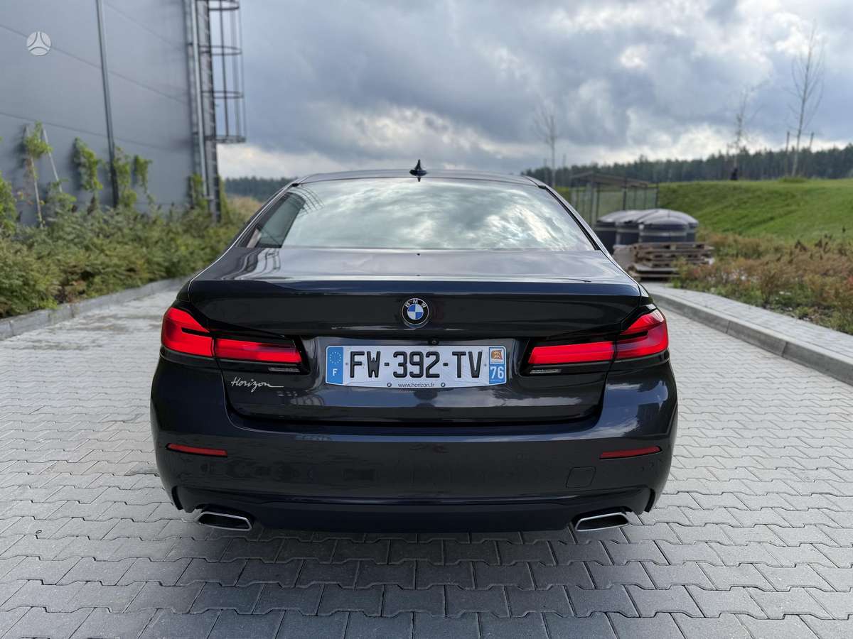 BMW 520, 2.0 l., Седан
