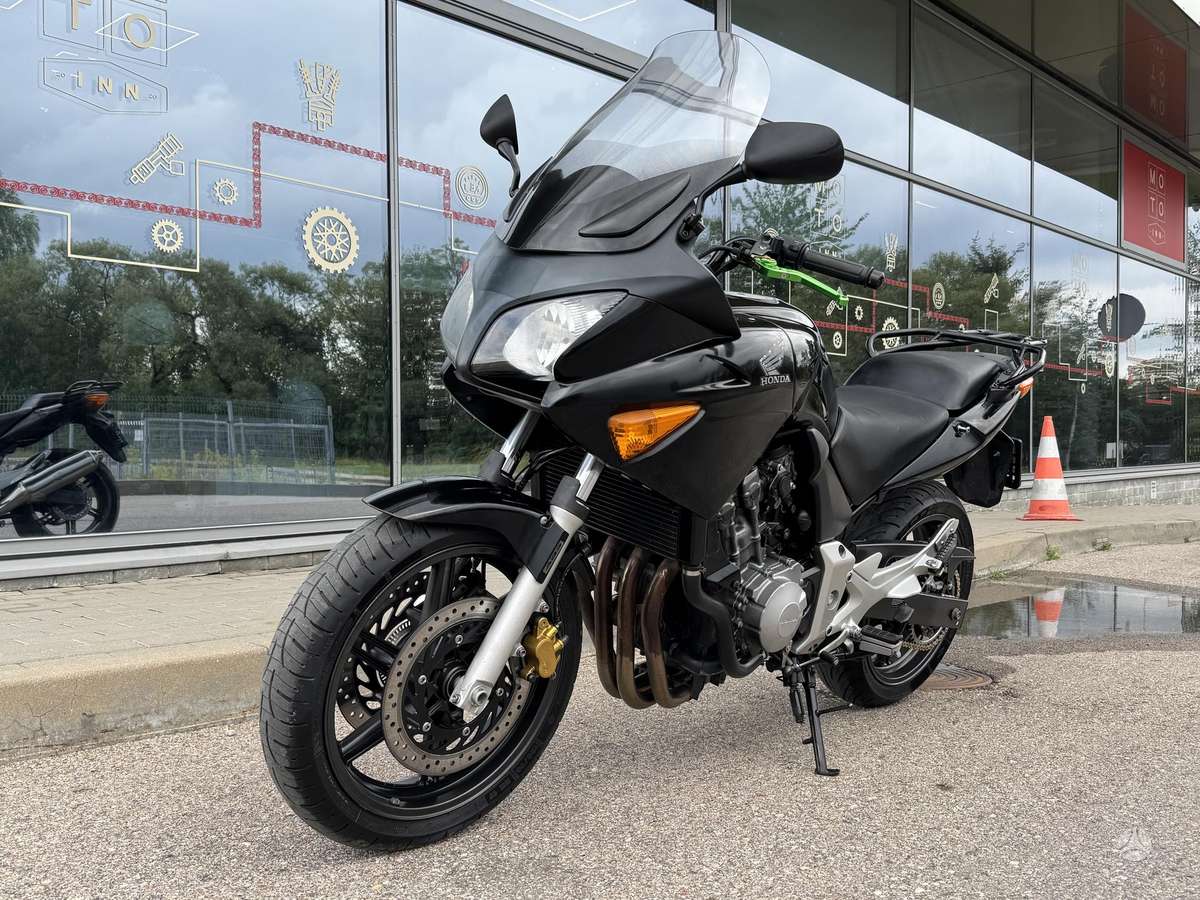 Honda CBF 600cc, street / classic