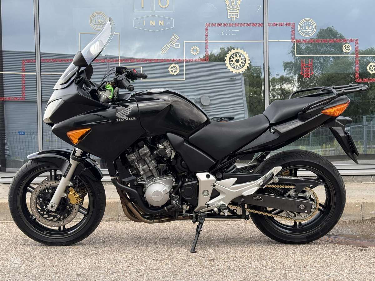 Honda CBF 600cc, street / classic