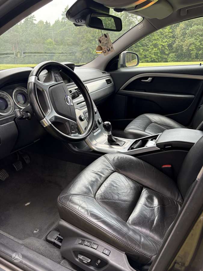Volvo V70, 2.0 l., wagon