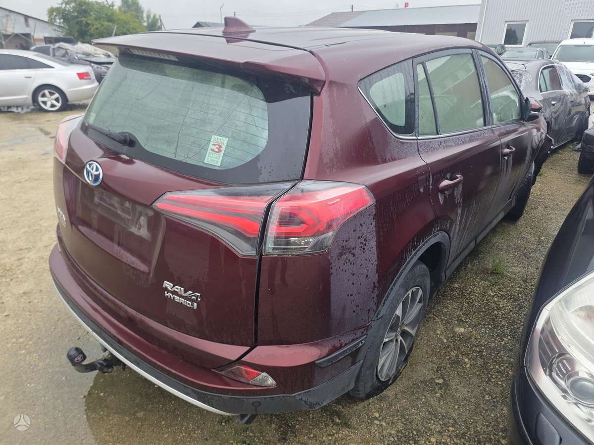 Toyota RAV4 - 4