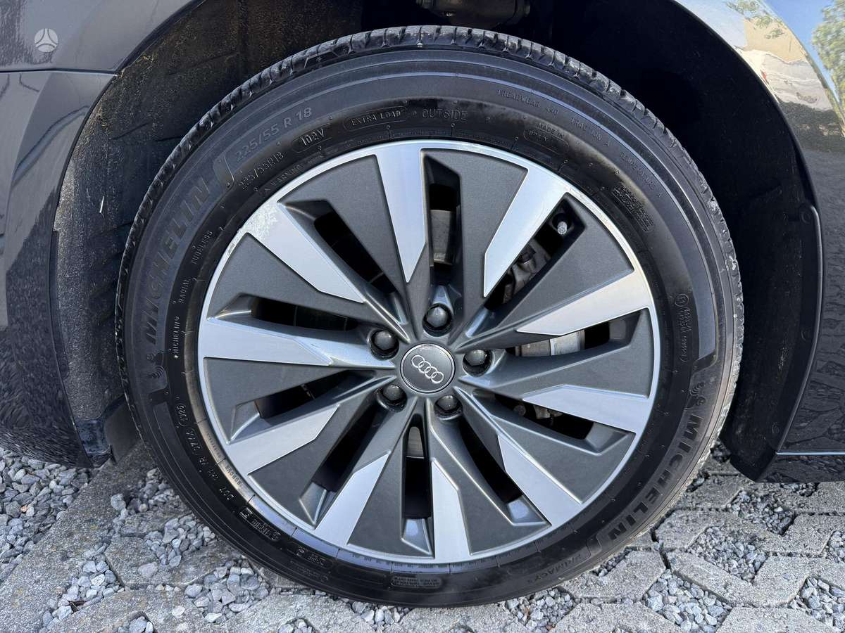 Audi A6, 2.0 l., Седан