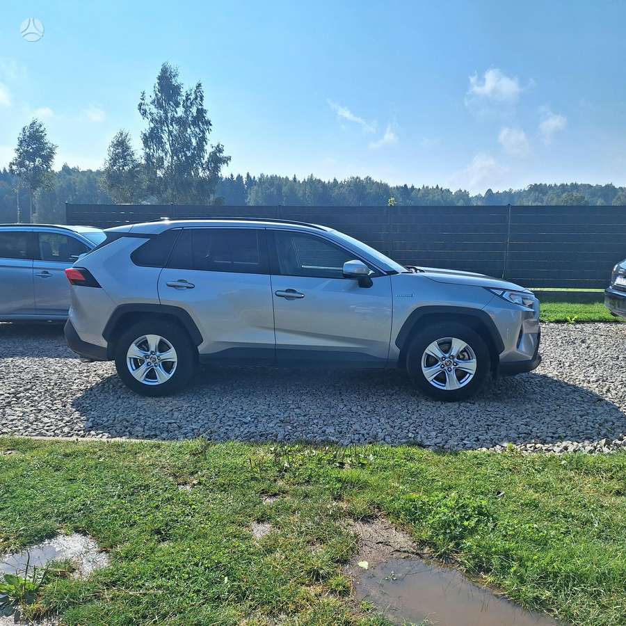 Toyota RAV4 - 4