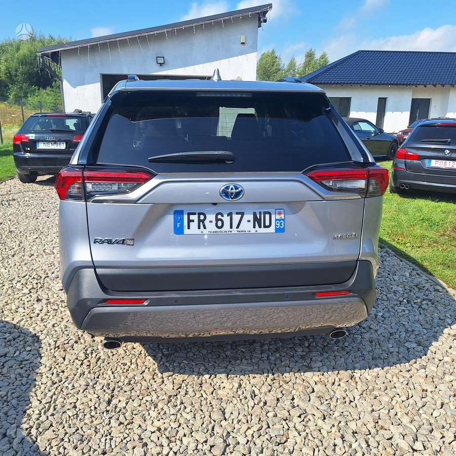Toyota RAV4 - 7