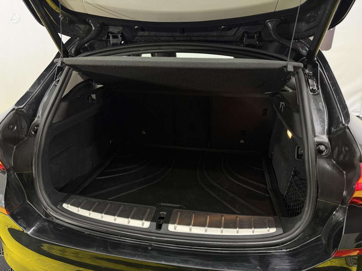BMW X2, 2.0 l., off-road / crossover