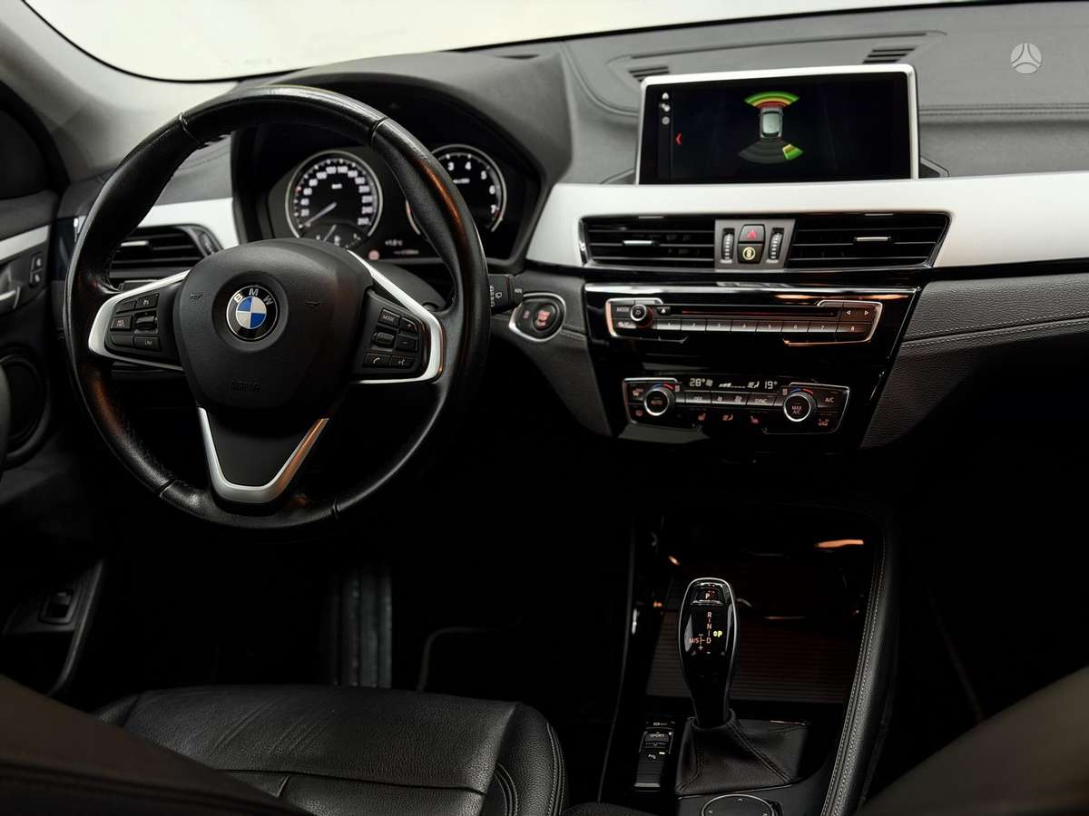 BMW X2, 2.0 l., off-road / crossover