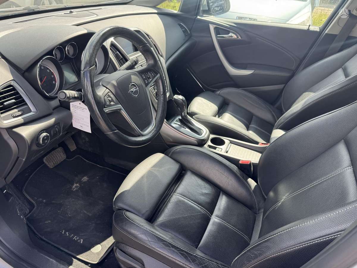 Opel Astra, 1.4 l., Универсал