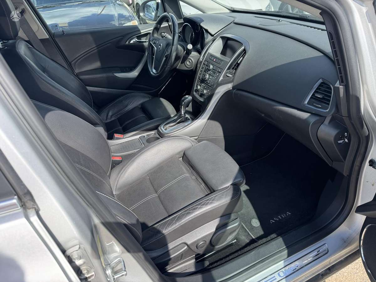 Opel Astra, 1.4 l., Универсал
