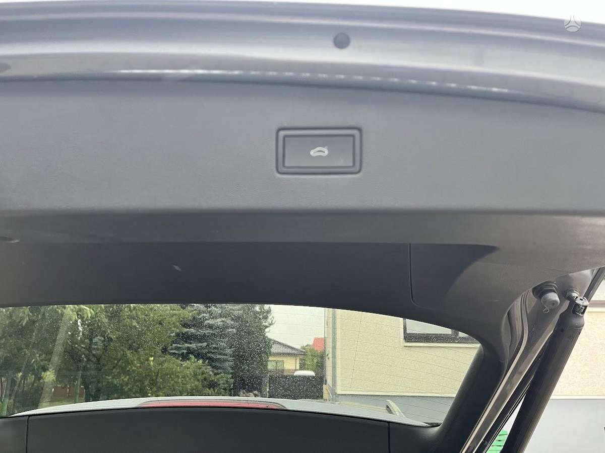 Volkswagen Tiguan Allspace - 10