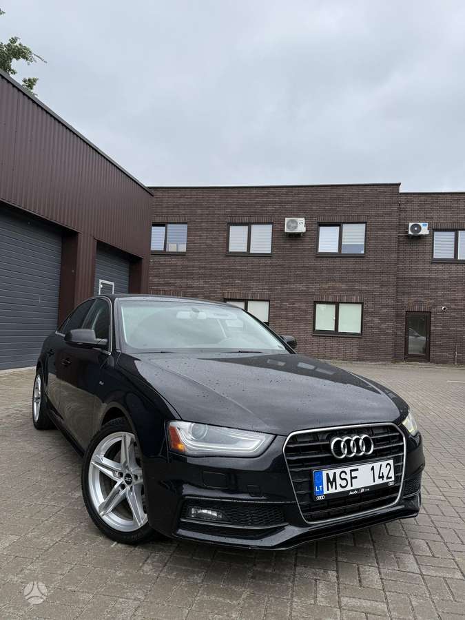 Audi A4, 2.0 l., Седан