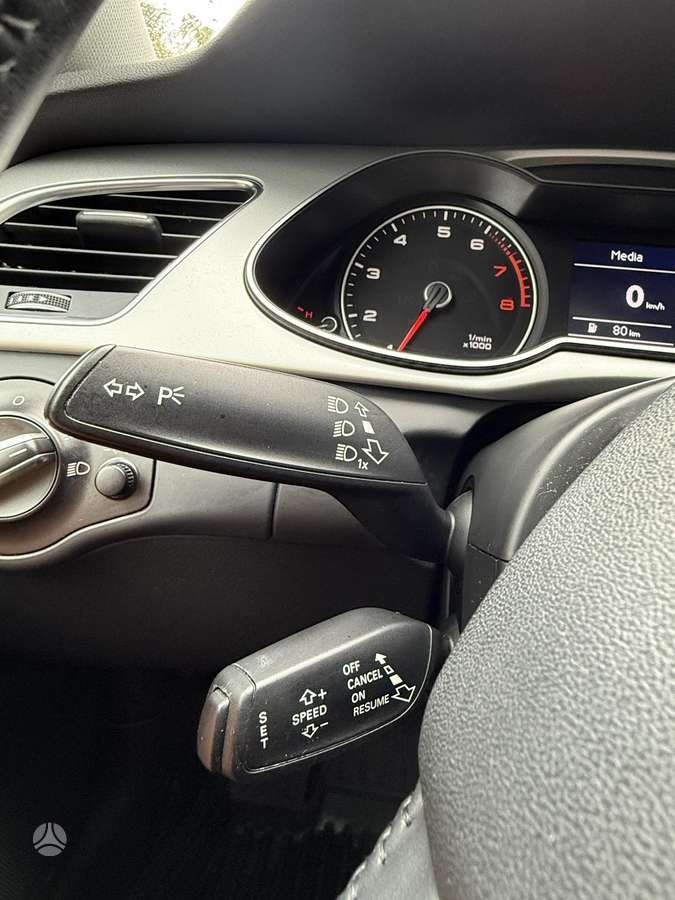 Audi A4, 2.0 l., Седан