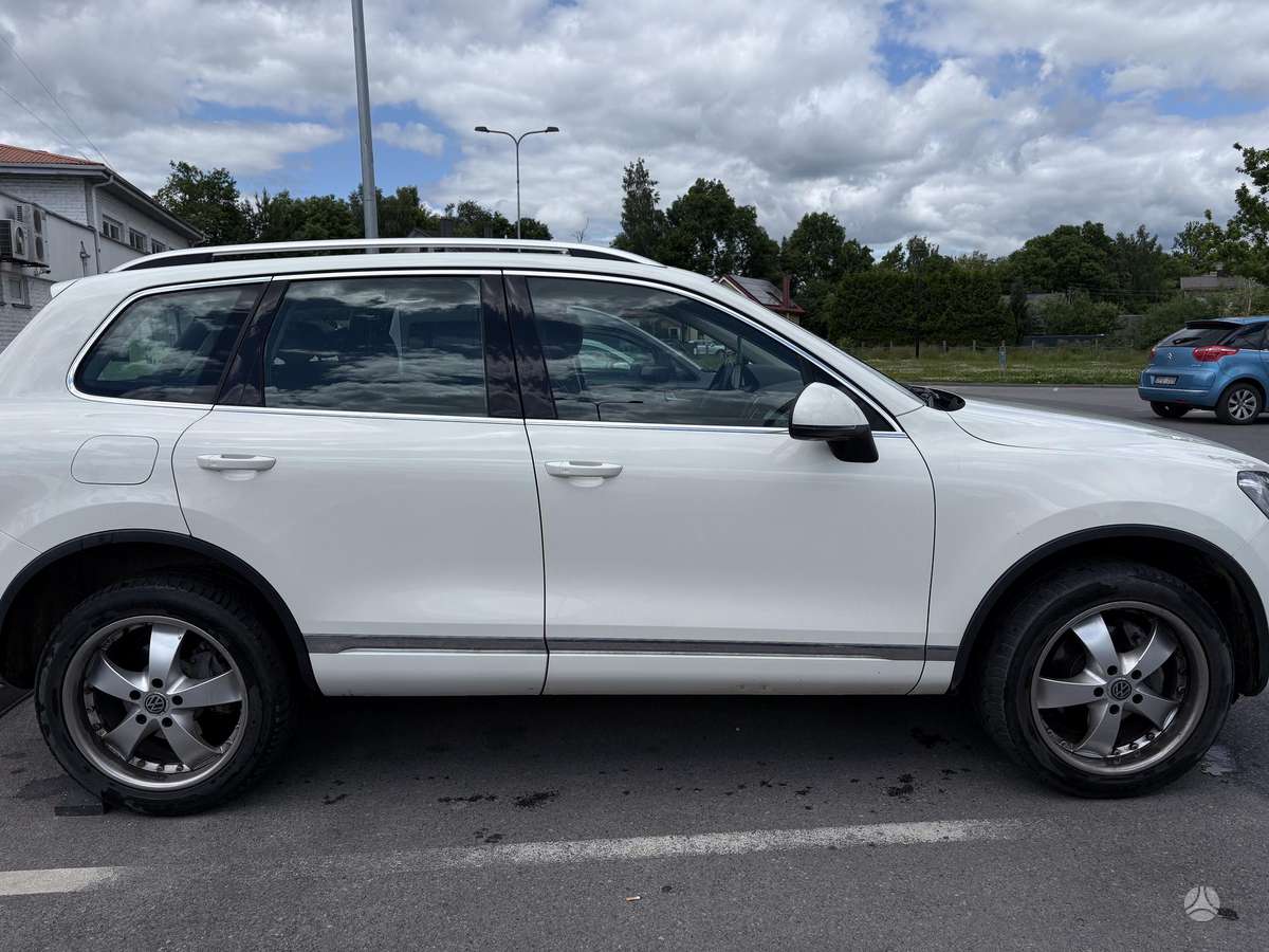 Volkswagen Touareg - 5