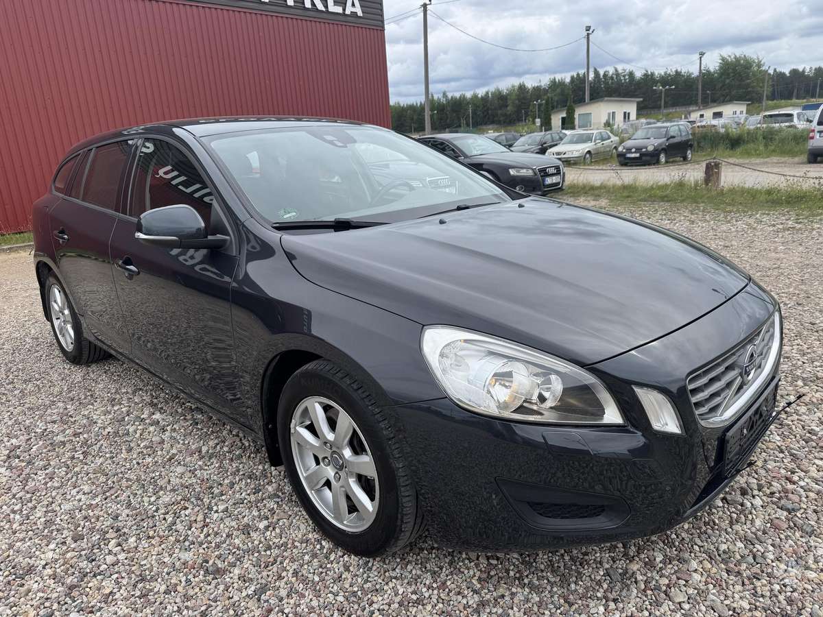 Volvo V60, 2.4 l., universalas