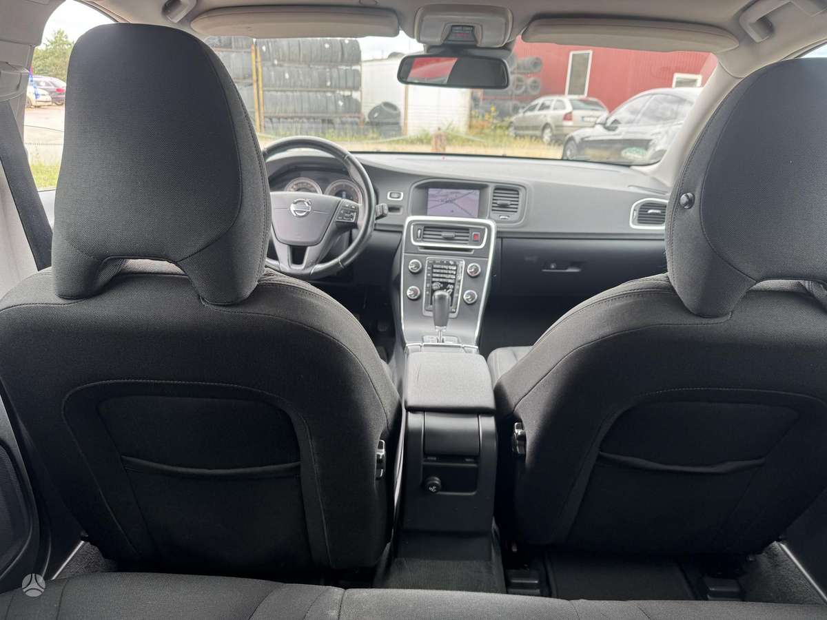 Volvo V60, 2.4 l., Универсал