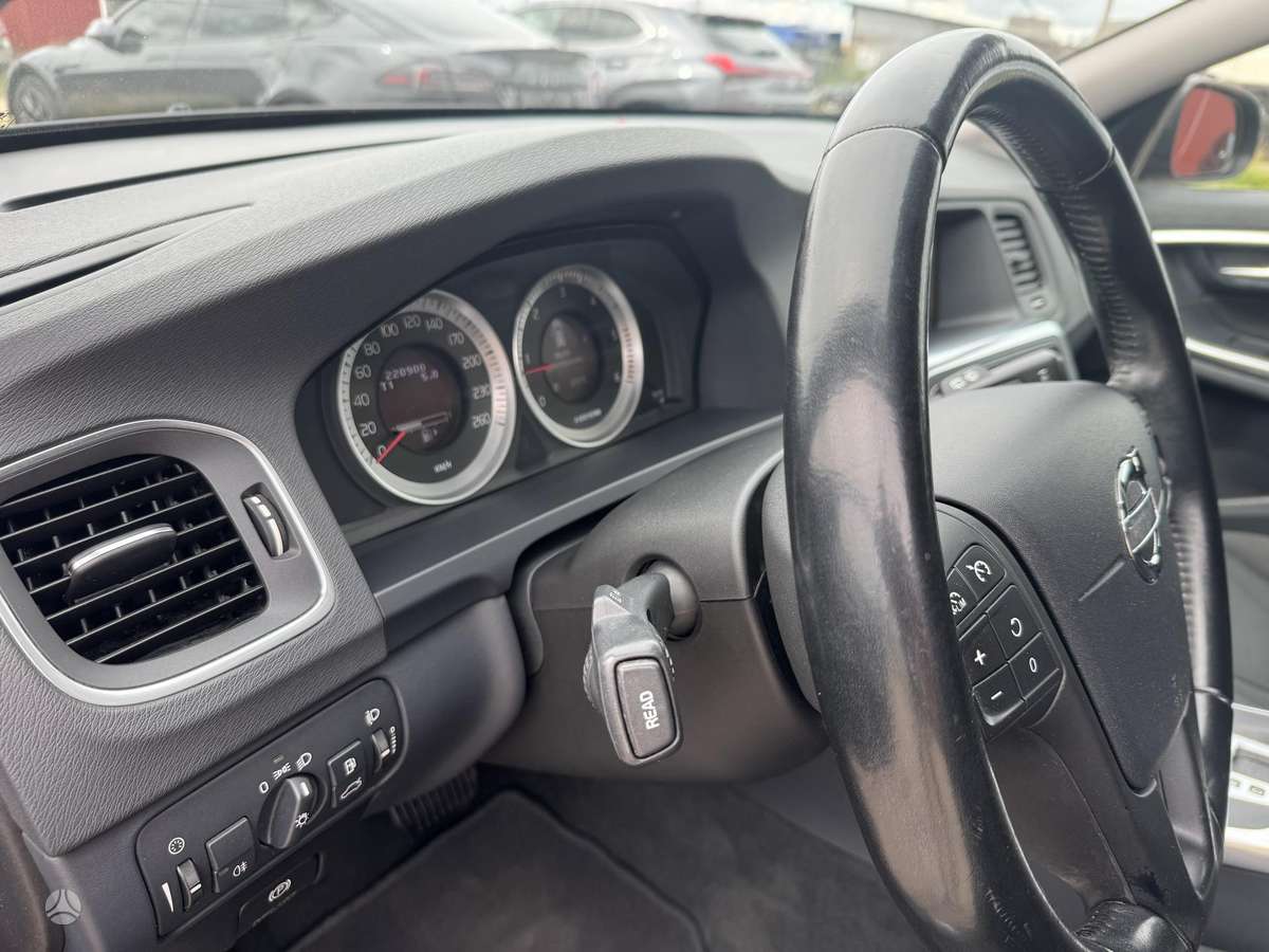 Volvo V60, 2.4 l., Универсал