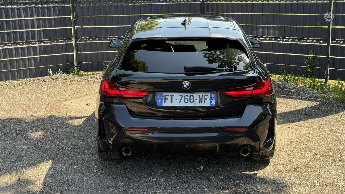 BMW 118, 2.0 l., hatchback