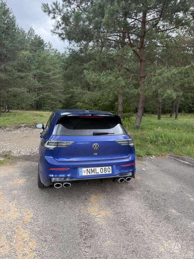 Volkswagen Golf - 4