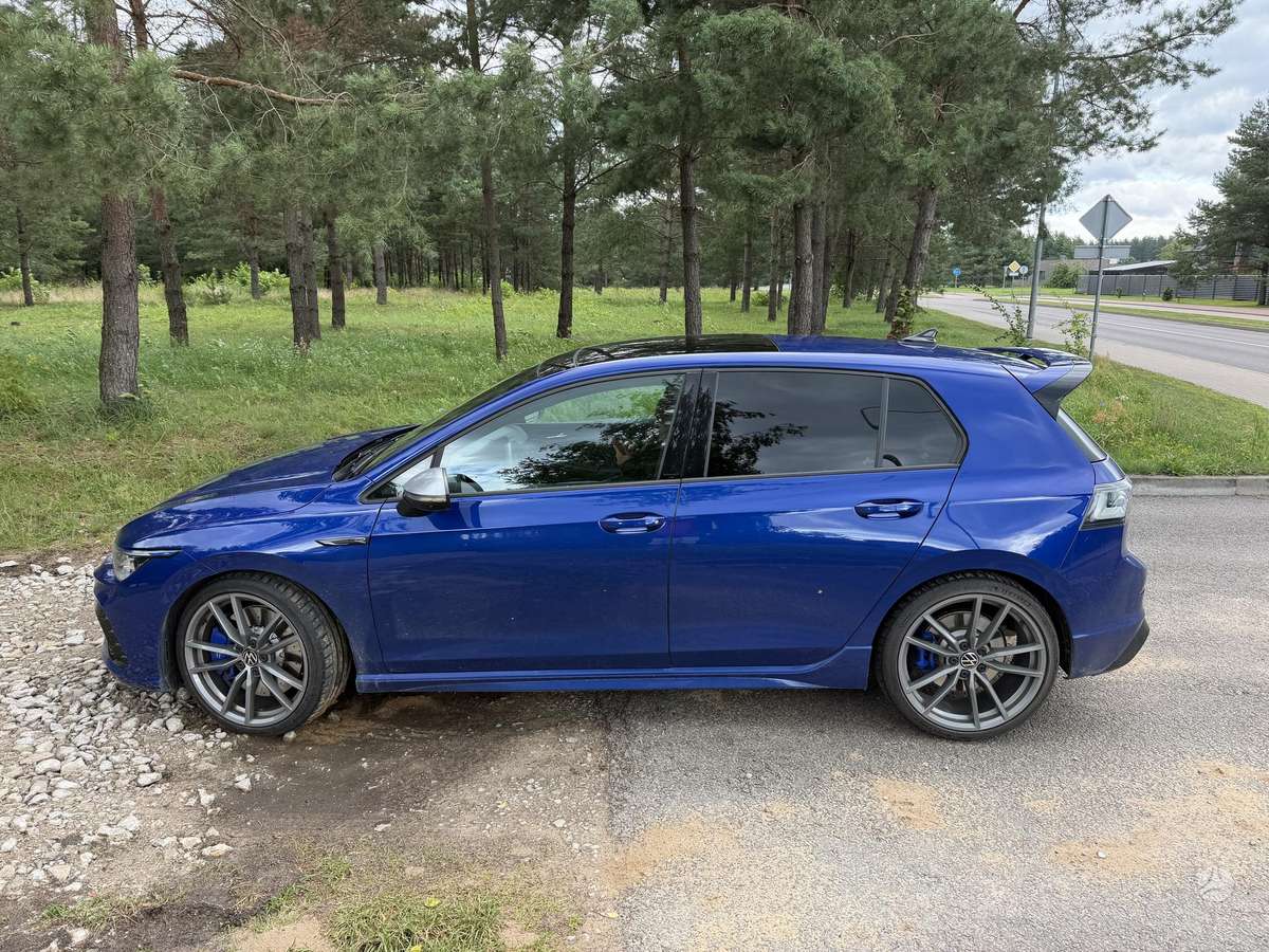 Volkswagen Golf - 9